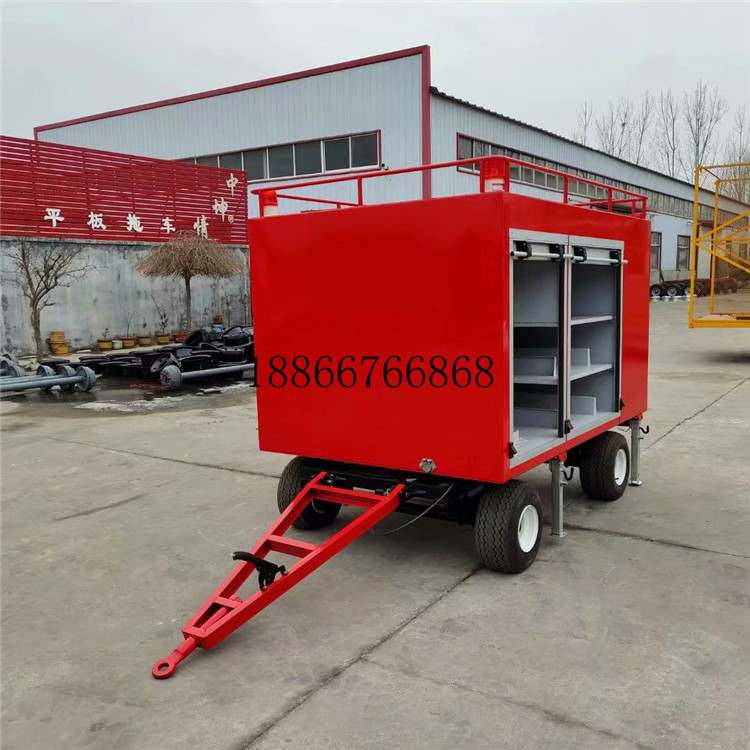 1吨箱式拖车